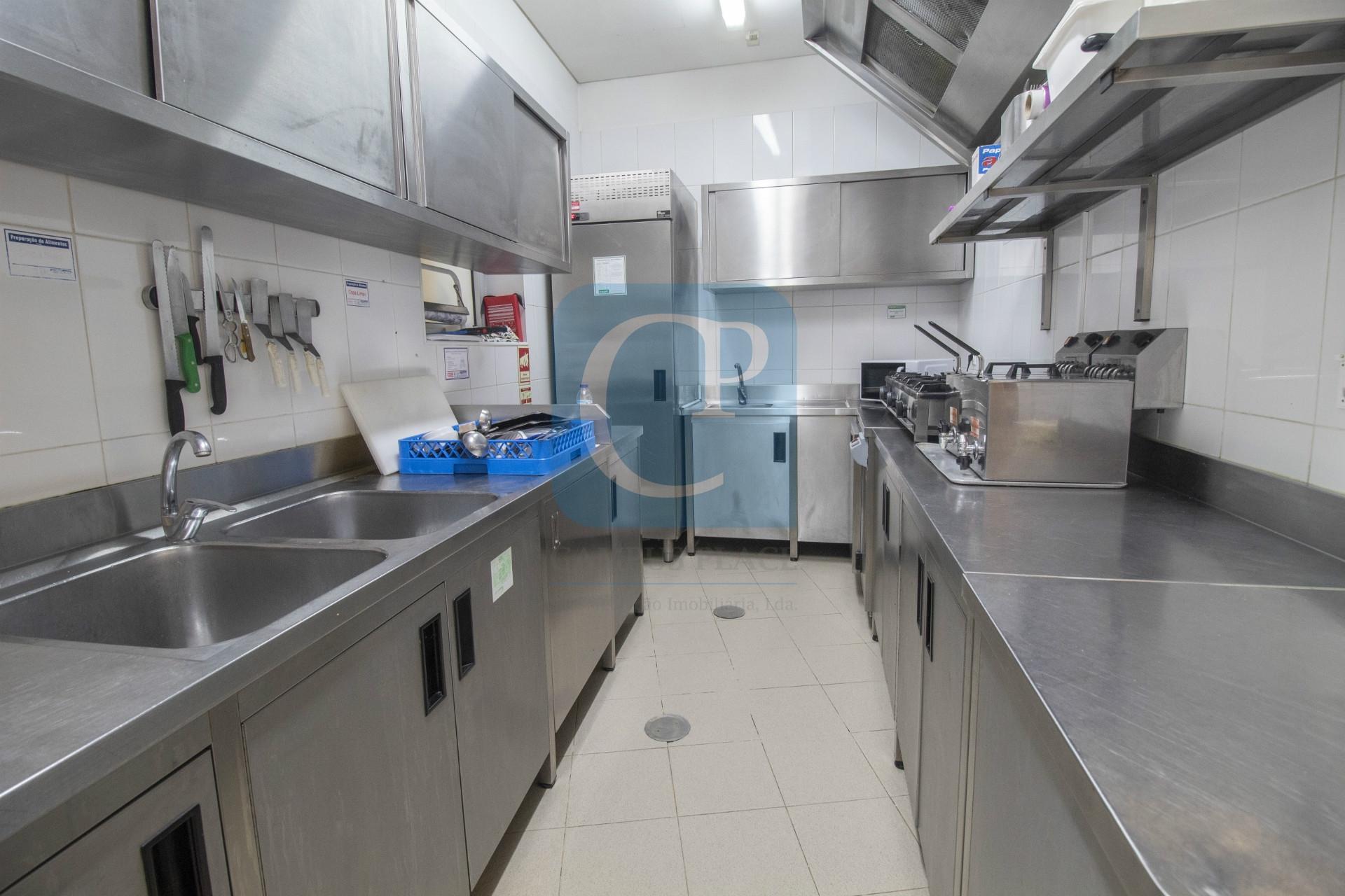 Pão Quente e Confeitaria no Centro de Matosinhos