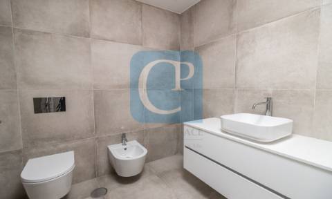 Apartamento T2 novo, na Azenha, Paranhos