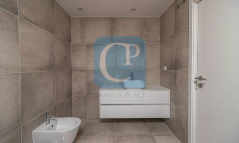 Apartamento T2 novo, na Azenha, Paranhos