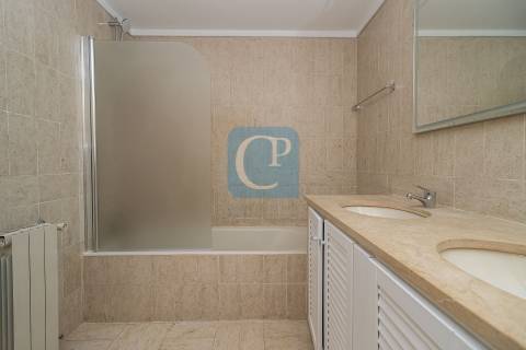 Apartamento T3 no Centro de Gaia