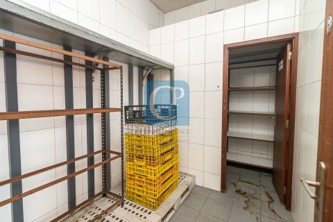 Loja em Santo Ovídio, Vila Nova de Gaia