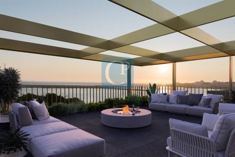 Apartamento T4 em construção no Empreendimento Marina Douro