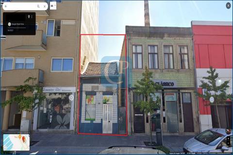 Moradia T6,  na zona ARU, em Matosinhos Sul