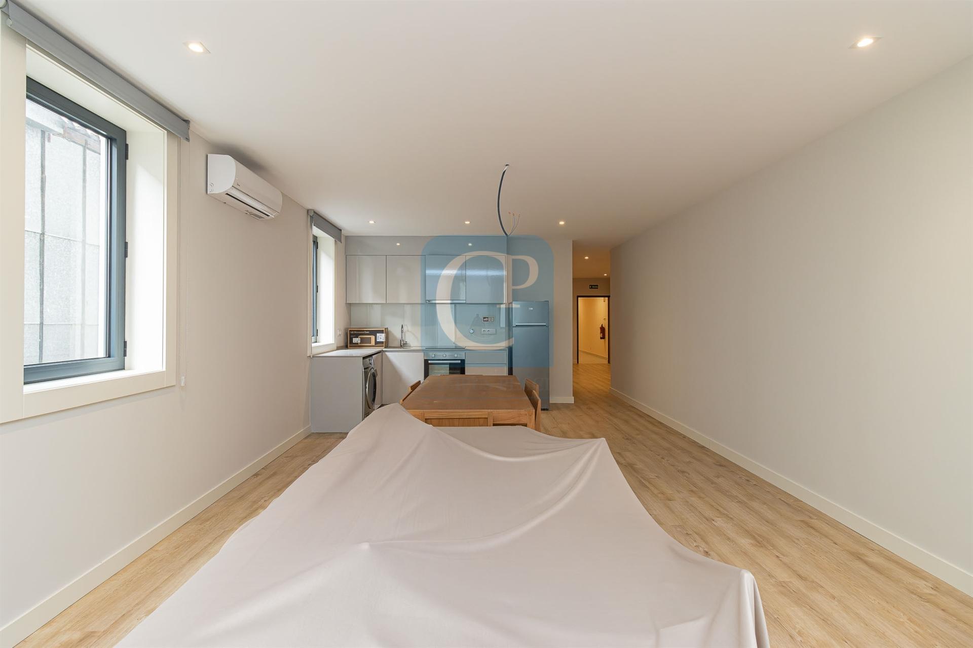 Apartamento T3 novo com terraço, em Cedofeita, Porto