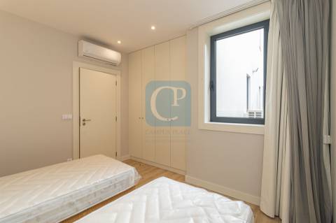 Apartamento T3 novo com terraço, em Cedofeita, Porto