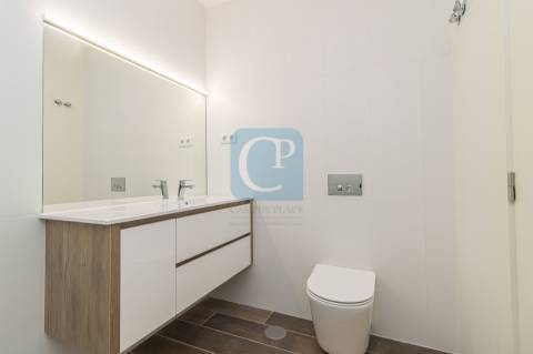 Apartamento T3 novo com terraço, em Cedofeita, Porto