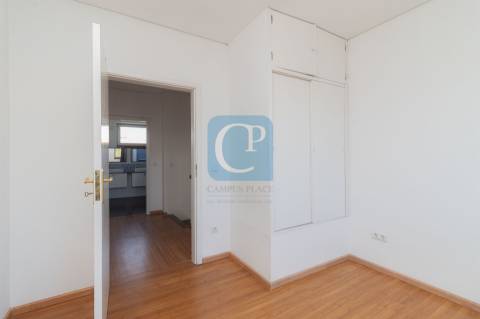 Andar moradia T3 duplex na Boavista à Marechal