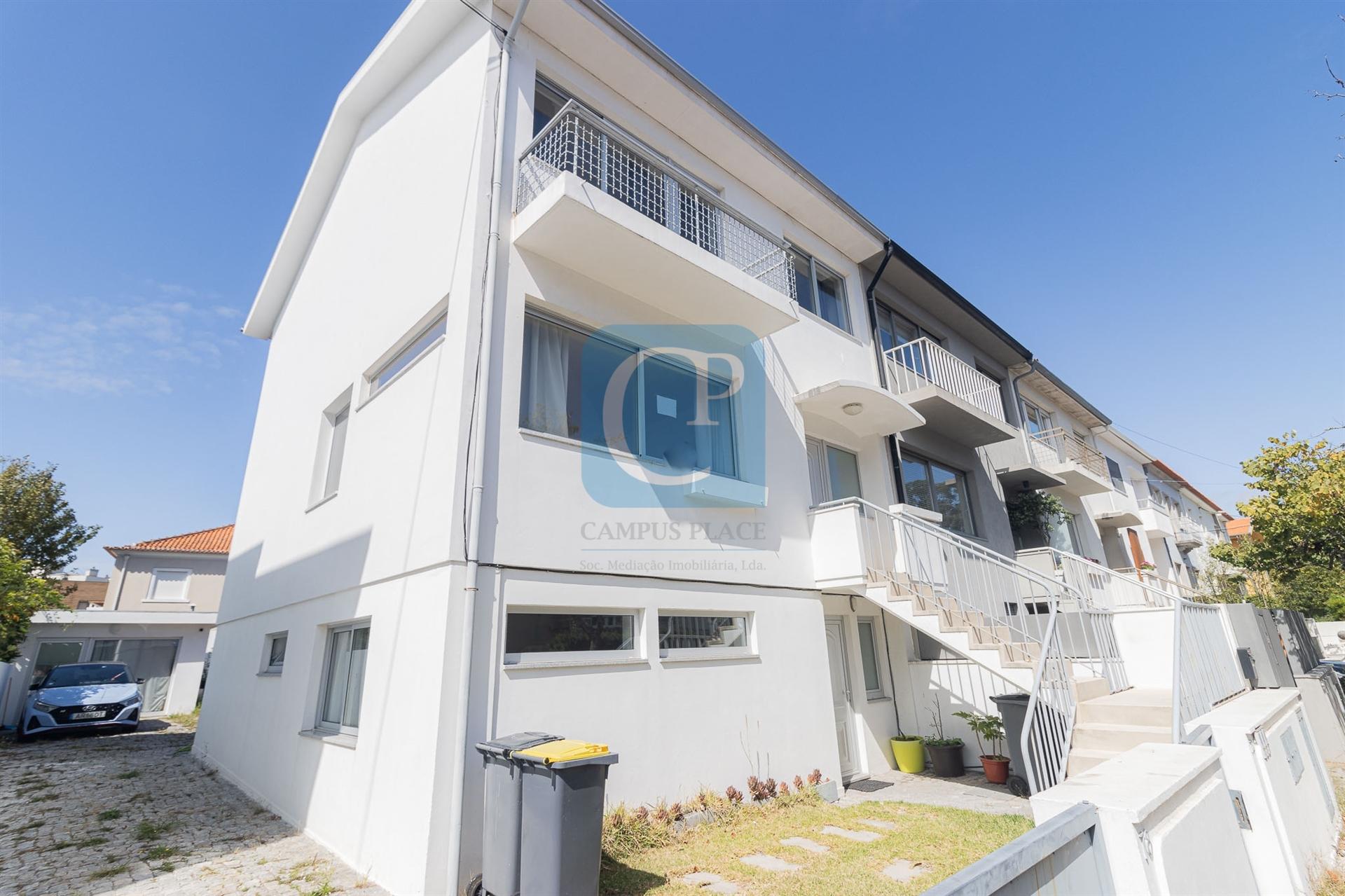Andar moradia T3 duplex na Boavista à Marechal