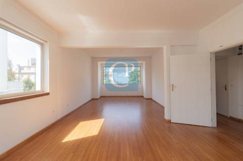 Andar moradia T3 duplex na Boavista à Marechal