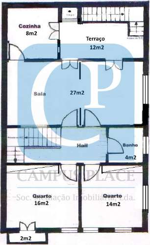 Moradia e Terreno ao Parque de S. Roque, em Campanhã