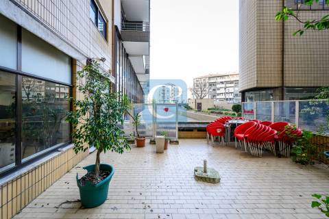 Café mobilado e equipado, em Vila Nova de Gaia