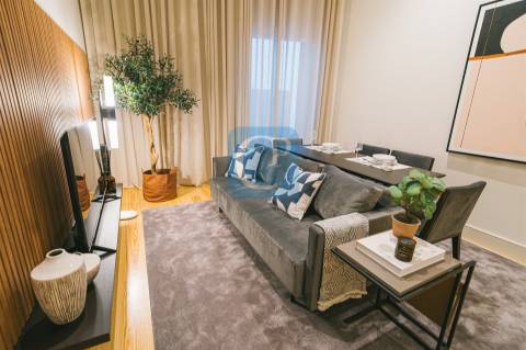 Apartamento T2 Kit, Empreendimento Trindade, na Baixa do Porto