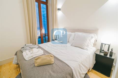 Apartamento T2 Kit, Empreendimento Trindade, na Baixa do Porto