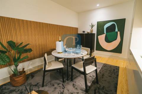 Apartamento T0, Empreendimento Trindade, na Baixa do Porto