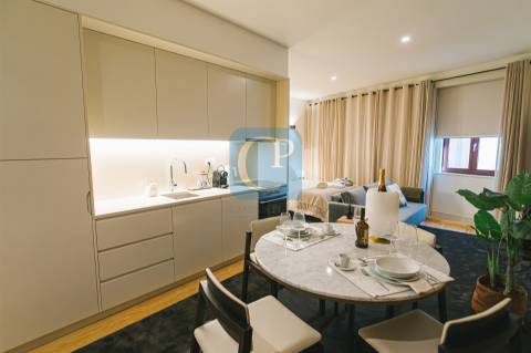 Apartamento T0, Empreendimento Trindade, na Baixa do Porto