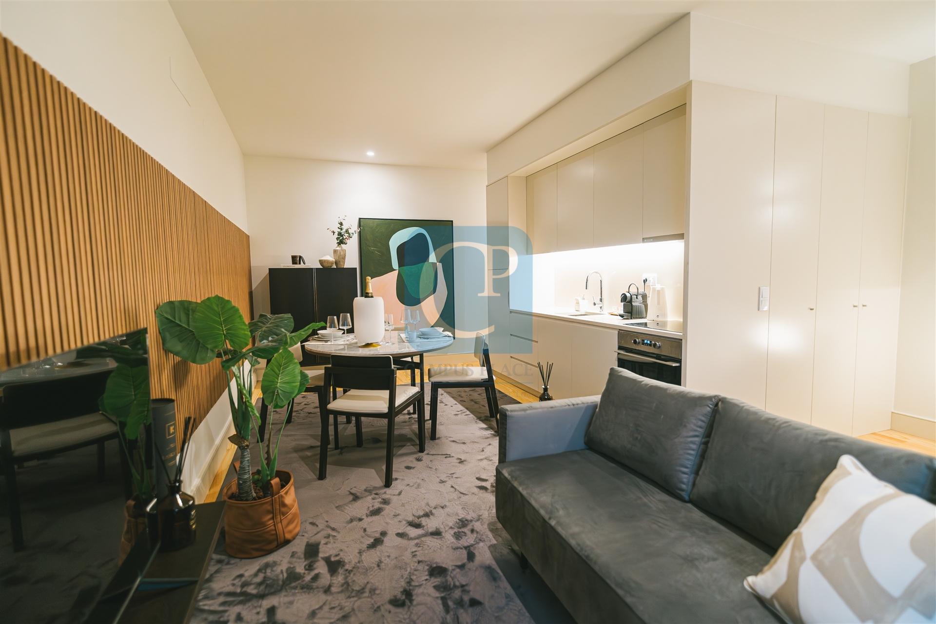 Apartamento T0, Empreendimento Trindade, na Baixa do Porto