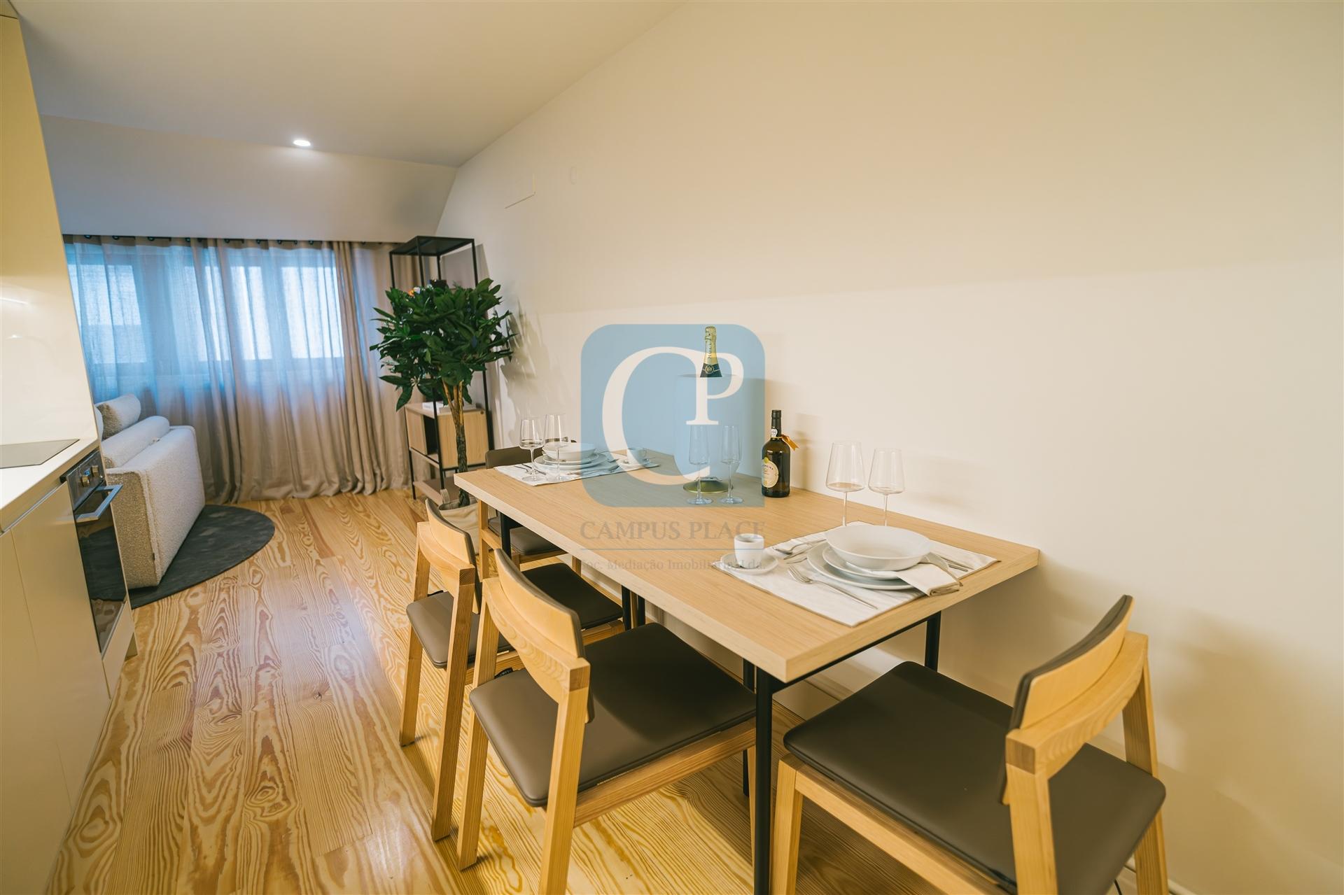 Apartamento T1 Duplex, Empreendimento Trindade, na Baixa do Porto