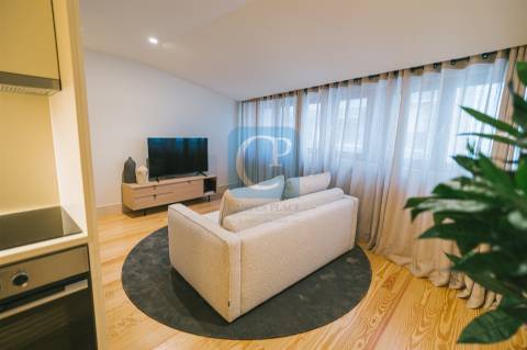 Apartamento T1 Duplex, Empreendimento Trindade, na Baixa do Porto