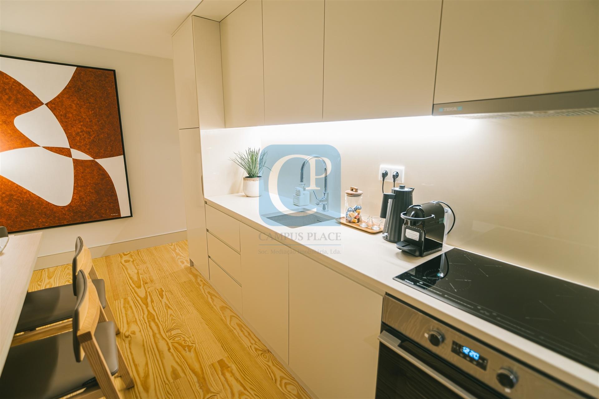 Apartamento T1 Duplex, Empreendimento Trindade, na Baixa do Porto