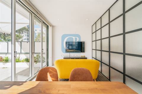 Apartamento T1 com terraço em Leça da Palmeira