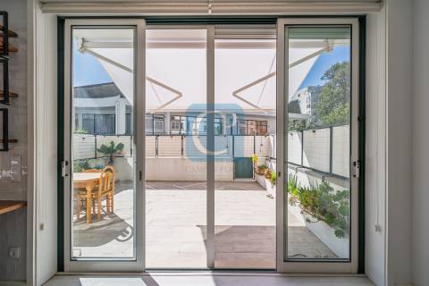 Apartamento T1 com terraço em Leça da Palmeira