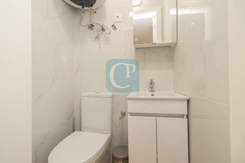 Apartamento T2 remodelado em Cedofeita, Porto