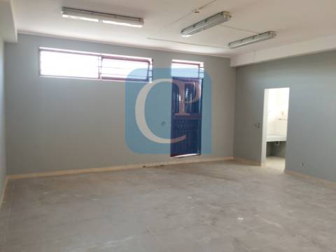 Loja Comercial em São Mamede de Infesta