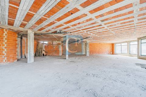 Loja na Madalena em Canidelo, Vila Nova de Gaia