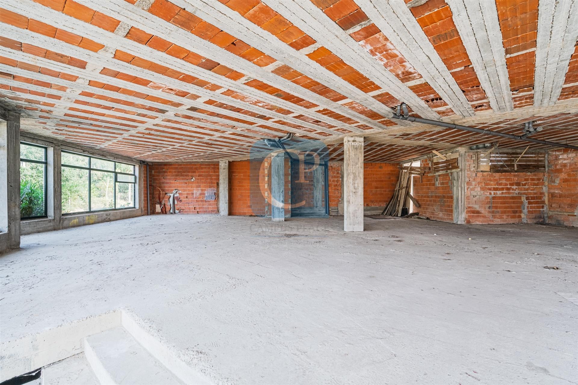 Loja na Madalena em Canidelo, Vila Nova de Gaia