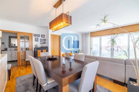 Apartamento T3 no Empreendimento Orfeão do Porto na Boavista