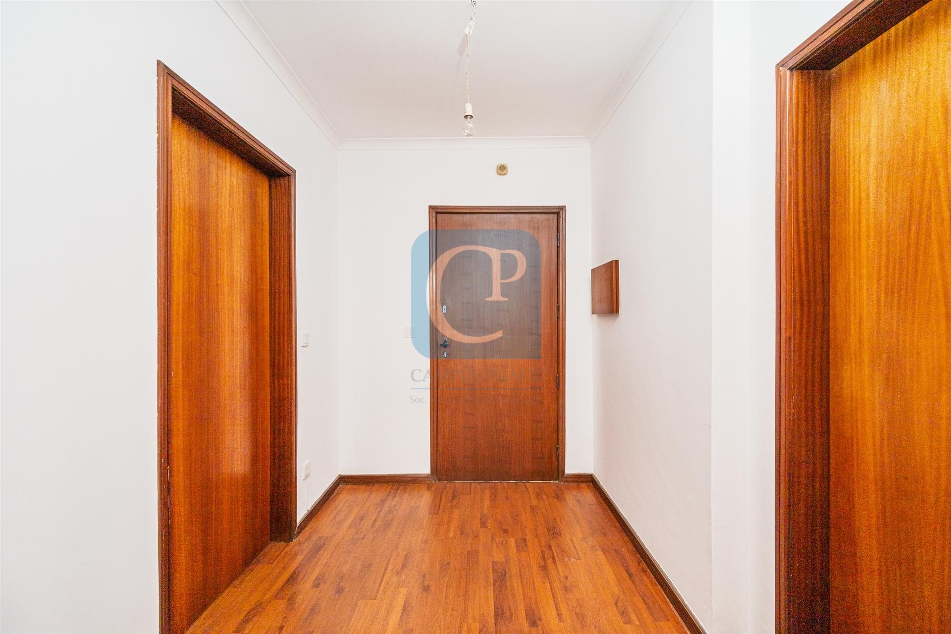 Apartamento T1 Constituição, em Paranhos, Porto