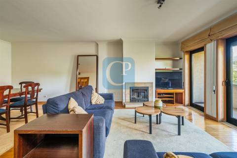 Apartamento T3 mobilado e equipado, em Nevogilde, Porto