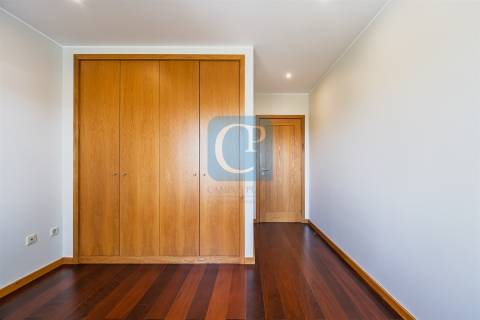 Apartamento T3 à Avenida da Boavista, Lordelo do Ouro