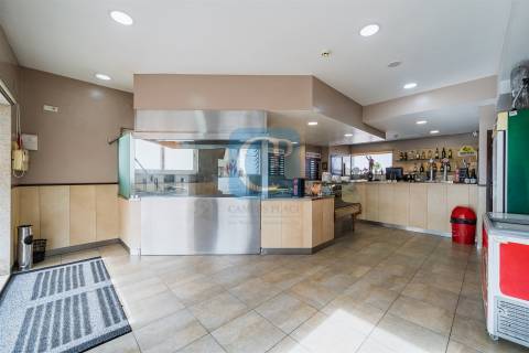 Restaurante mobilado e equipado em Guifões, Matosinhos