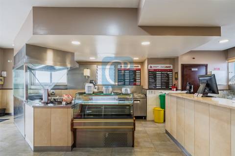 Restaurante mobilado e equipado em Guifões, Matosinhos