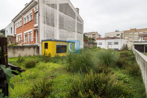 Lote de terreno na Pedra Verde, em São Mamede de Infesta