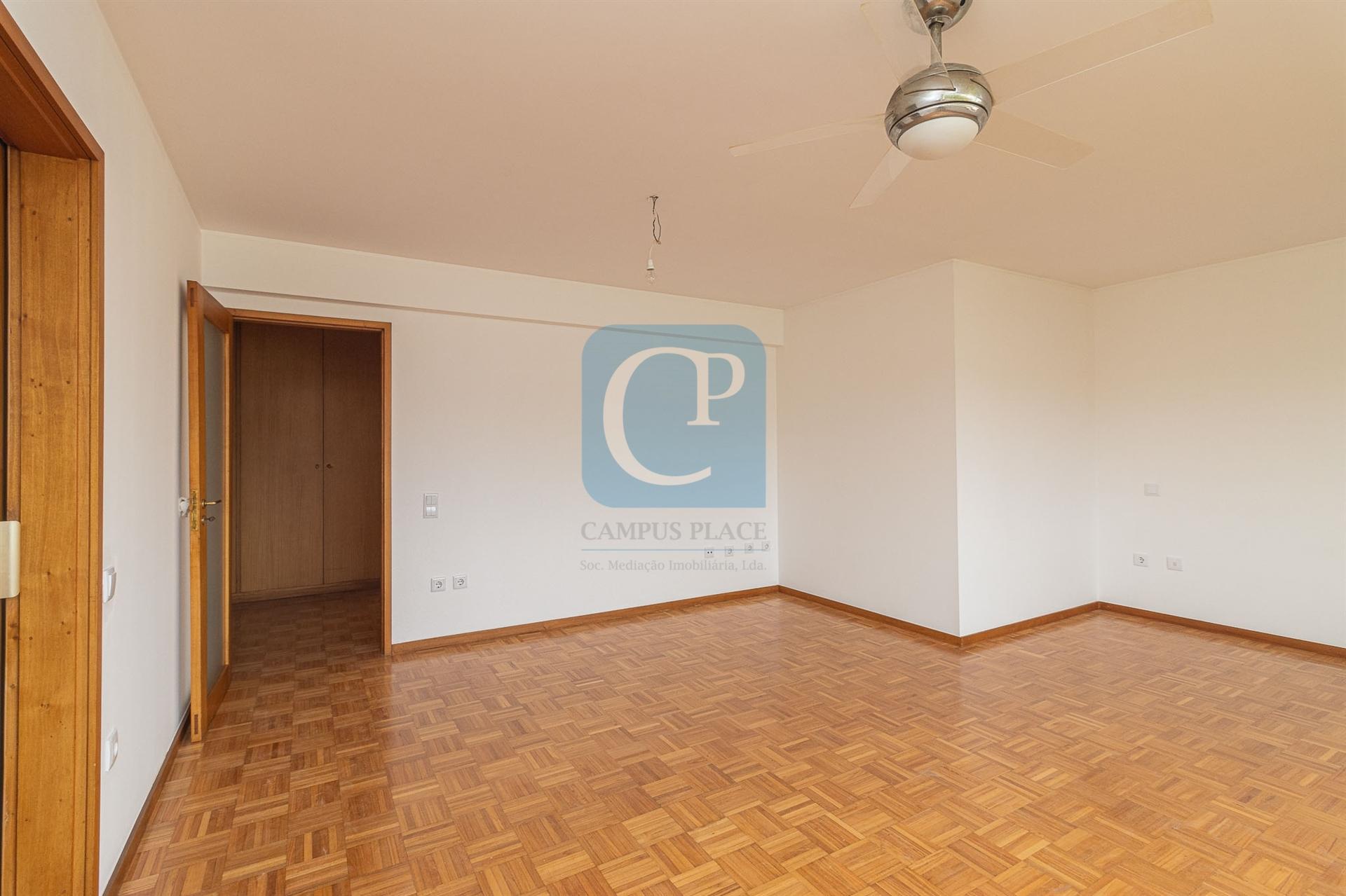 Apartamento T0 em Matosinhos Sul