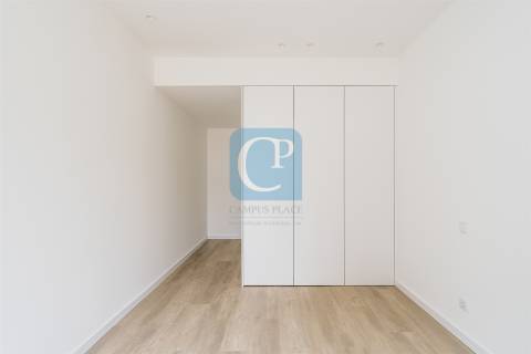 Apartamento T2 com terraço na Avenida da República, Matosinhos