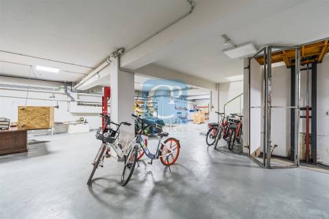 Espaço comercial em Cedofeita, Porto
