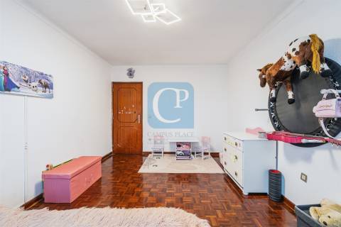 Apartamento T2 à Avenida da Conduta em Gondomar