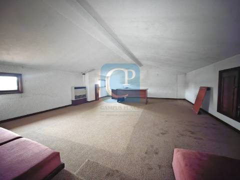 Moradia T3+1 em Nogueira da Maia, Maia