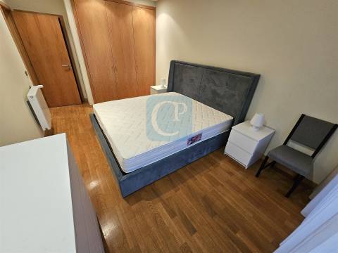 Apartamento T2 mobilado e equipado em Rio Tinto, Gondomar