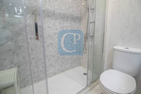 Apartamento T3 renovado com terraço, ao ISCAP e 900mts H.S.João