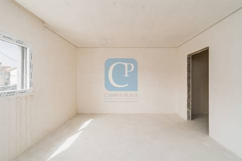 Moradia V3 em fase de acabamento em Guifões