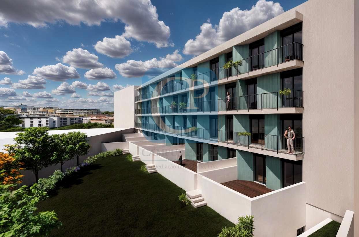 Apartamento T1 em construção, no empreendimento Costa Cabral Flats