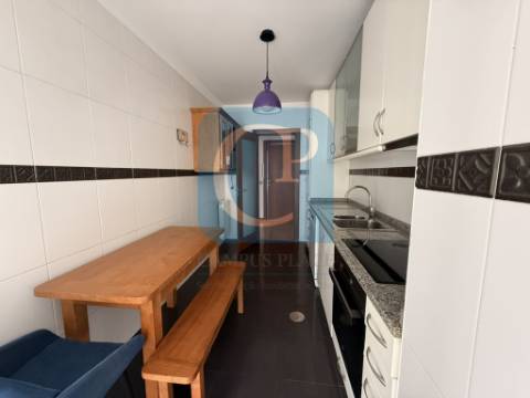 Apartamento T2 em condomínio fechado com piscina em Matosinhos