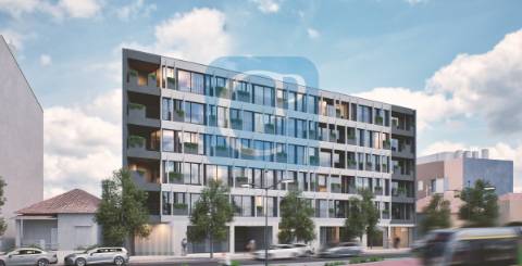 Apartamento T2 junto ao Arrábida Shopping