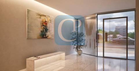 Apartamento T2 junto ao Arrábida Shopping