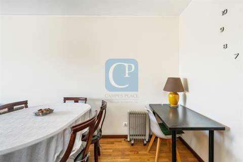 Apartamento T1 mobilado e equipado, junto ao Hospital de São João