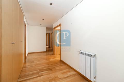 Apartamento T2 em Ramalde, Porto